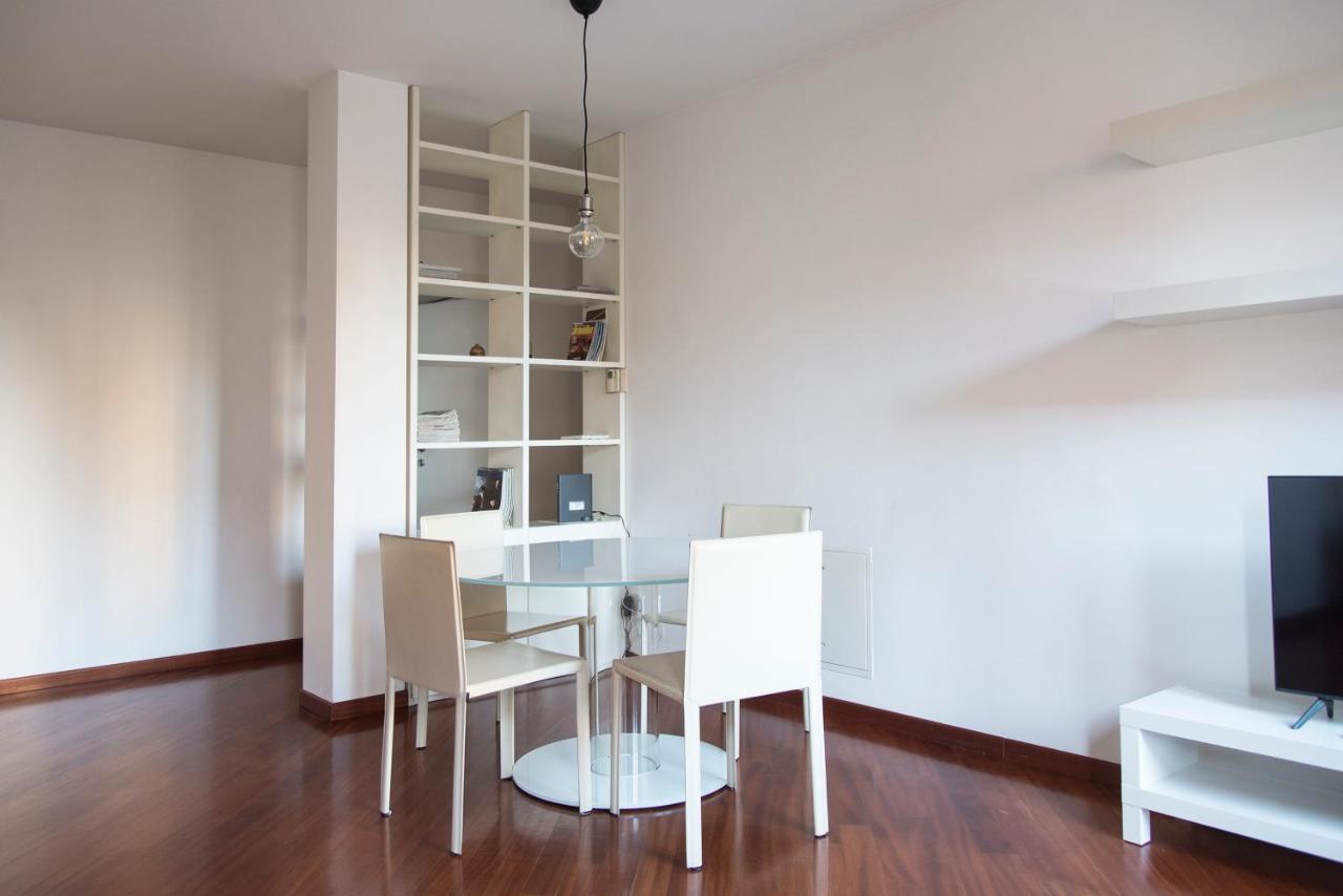 Apartment Youhosty - Magolfa 21 Milan
